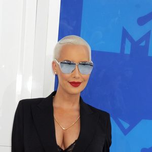 Amber Rose à la soirée des MTV Video Music Awards 2016 à Madison Square Garden à New York City, New York, Etats-Unis, le 28 août 2016.