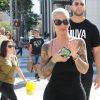 Amber Rose fait du shopping dans les rues de Beverly Hills, le 18 août 2016
