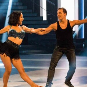 Alizée et Grégoire Lyonnet lors de la compétition "Danse avec les stars 4", en 2013