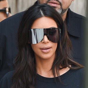 Kim Kardashian quitte son appartement à New York le 8 septembre 2016.