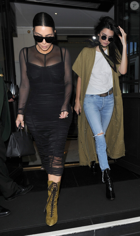Kim Kardashian est allée déjeuner avec sa soeur Kendall Jenner à Londres. Le 23 mai 2016