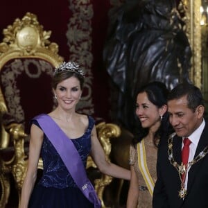 Le roi Felipe VI et la reine Letizia d'Espagne lors du dîner d'Etat organisé le 7 juillet 2015 à Madrid en l'honneur du président péruvien Ollanta Humala et sa femme Nadine.