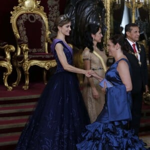 Le roi Felipe VI et la reine Letizia d'Espagne lors du dîner d'Etat organisé le 7 juillet 2015 à Madrid en l'honneur du président péruvien Ollanta Humala et sa femme Nadine.