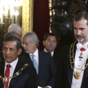 Felipe VI et Letizia d'Espagne lors du dîner d'Etat organisé le 7 juillet 2015 à Madrid en l'honneur du président péruvien Ollanta Humala et sa femme Nadine.