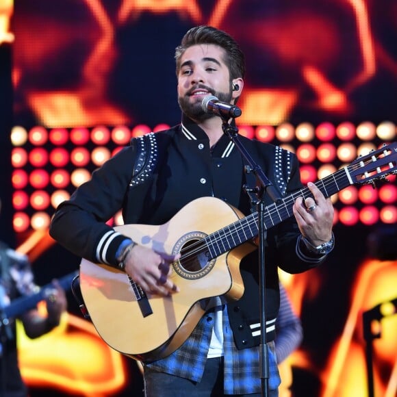 Exclusif - Kendji Girac lors de l'émission de télévision pour TF1 "La Chanson de l'Année 2016" à Nîmes le 17 juin 2016. © Bruno Bebert / Bestimage