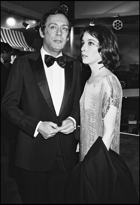 Maurice Ronet et sa femme Joséphine Chaplin en 1977 à Paris