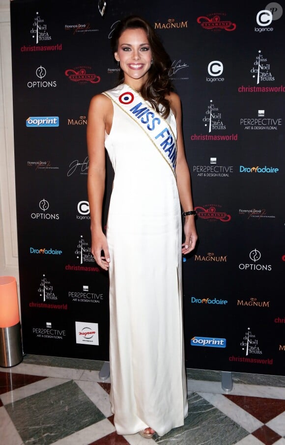 Marine Lorphelin alias Miss France 2013 à Paris le 10 decembre 2012