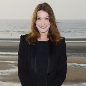 Carla Bruni-Sarkozy - Dîner d'ouverture au profit de l'association "Enfants du soleil" pendant le 30ème Festival du film de Cobourg en France le 9 juin 2016.