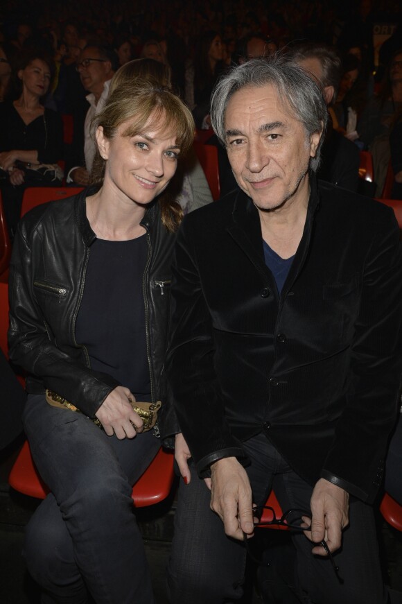 Richard Berry et sa compagne Pascale Louange - People au concert de Patrick Bruel au Zenith de Paris le 31 mai 2013