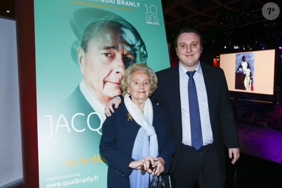 Bernadette Chirac et son petit-fils Martin Rey-Chirac lors de l'inauguration de l'exposition "Jacques Chirac ou le dialogue des cultures" au musée du Quai Branly à Paris, le 20 juin 2016. © Olivier Borde/Bestimage