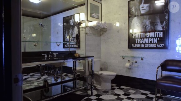 Johnny Depp a mis en vente un ensemble de cinq appartements à Los Angeles pour la somme de 12,8 millions de dollars.