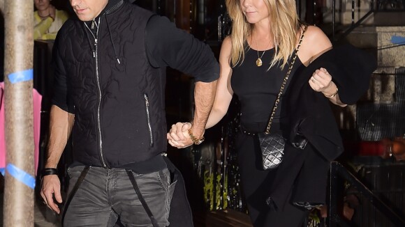 Jennifer Aniston : Loin du divorce de Brad Pitt, elle retrouve Justin Theroux