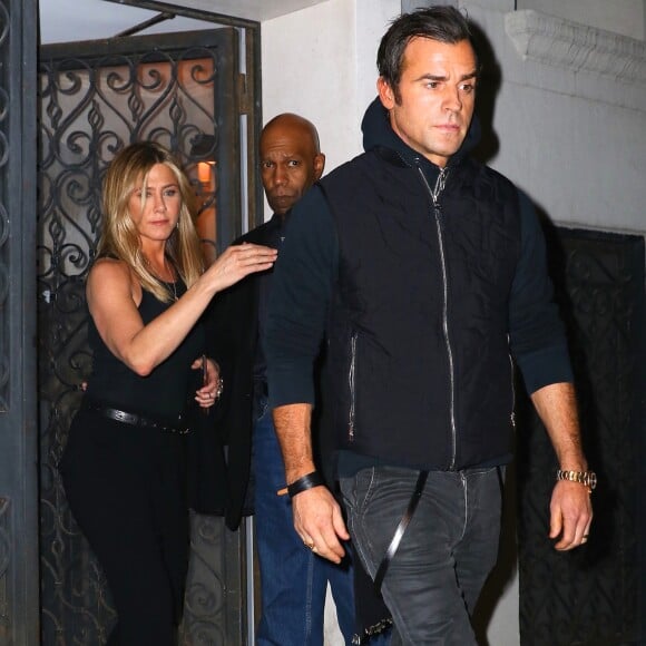 Jennifer Aniston et son mari Justin Theroux à la sortie du restaurant Smile à New York, le 24 septembre 2016.