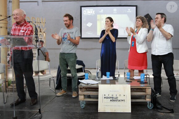 Exclusif - L'actrice Marion Cotillard et le philosophe Edgar Morin (Edgar Nahoum) lancent l'opération écologie internationale "Darwin Alerte" pour protéger la planète, à Bordeaux, France, le 10 septembre 2016, à l'occasion du "Ocean Climax" qui plaide pendant 3 jours avec conférences et concerts pour la défense des océans et de l’environnement. © Bernard- Cottereau/Bestimage