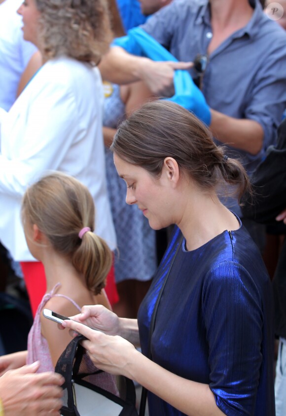 Exclusif - L'actrice Marion Cotillard lance l'opération écologie internationale "Darwin Alerte" pour protéger la planète, à Bordeaux, France, le 10 septembre 2016, à l'occasion du "Ocean Climax" qui plaide pendant 3 jours avec conférences et concerts pour la défense des océans et de l’environnement. © Bernard- Cottereau/Bestimage