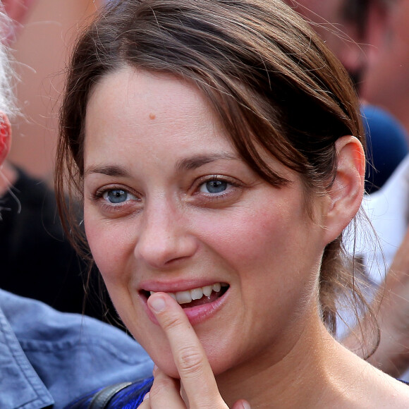 Exclusif - L'actrice Marion Cotillard lance l'opération écologie internationale "Darwin Alerte" pour protéger la planète, à Bordeaux, France, le 10 septembre 2016, à l'occasion du Congrès "Ocean Climax" qui plaide pendant 3 jours avec conférences et concerts pour la défense des océans et de l’environnement. © Bernard- Cottereau/Bestimage