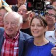 Exclusif - L'actrice Marion Cotillard et le philosophe Edgar Morin (Edgar Nahoum) lancent l'opération écologie internationale "Darwin Alerte" pour protéger la planète, à Bordeaux, France, le 10 septembre 2016, à l'occasion du Congres "Ocean Climax" qui plaide pendant 3 jours avec conférences et concerts pour la défense des océans et de l’environnement. © Bernard- Cottereau/Bestimage