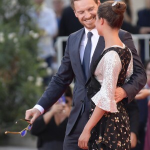 Michael Fassbender et sa compagne Alicia Vikander à la première d'Une vie entre deux océans au 73e Festival du Film de Venise, le 1er septembre 2016.