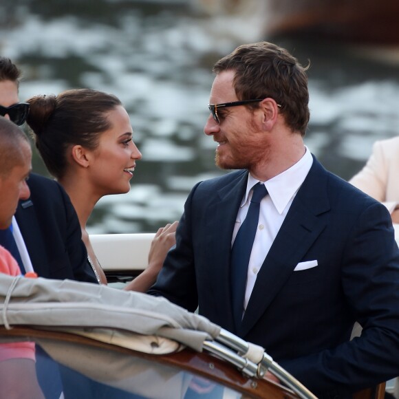Michael Fassbender et sa compagne Alicia Vikander à la première de "The Light Between Oceans" au 73e Festival du Film de Venise. Italie, le 1er septembre 2016.