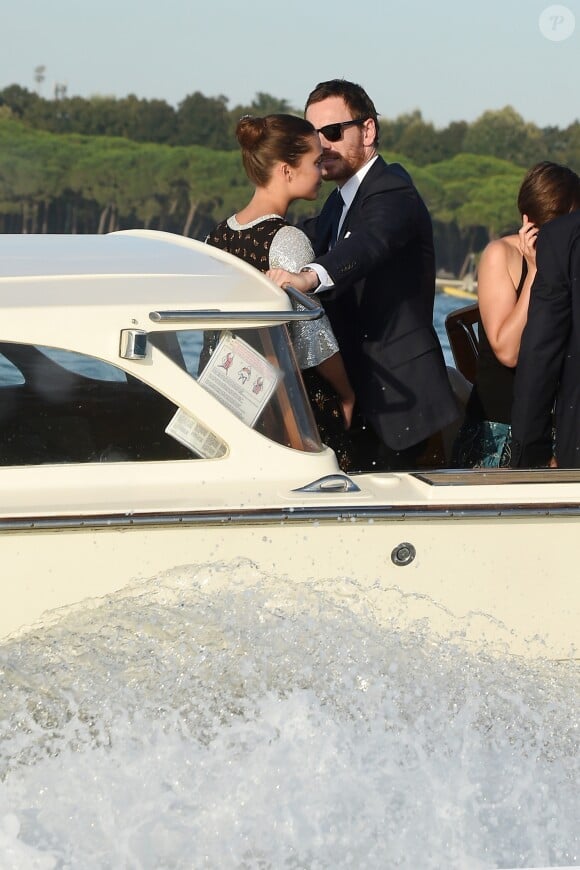 Michael Fassbender et sa compagne Alicia Vikander à la première de "The Light Between Oceans" au 73e Festival du Film de Venise. Italie, le 1er septembre 2016.