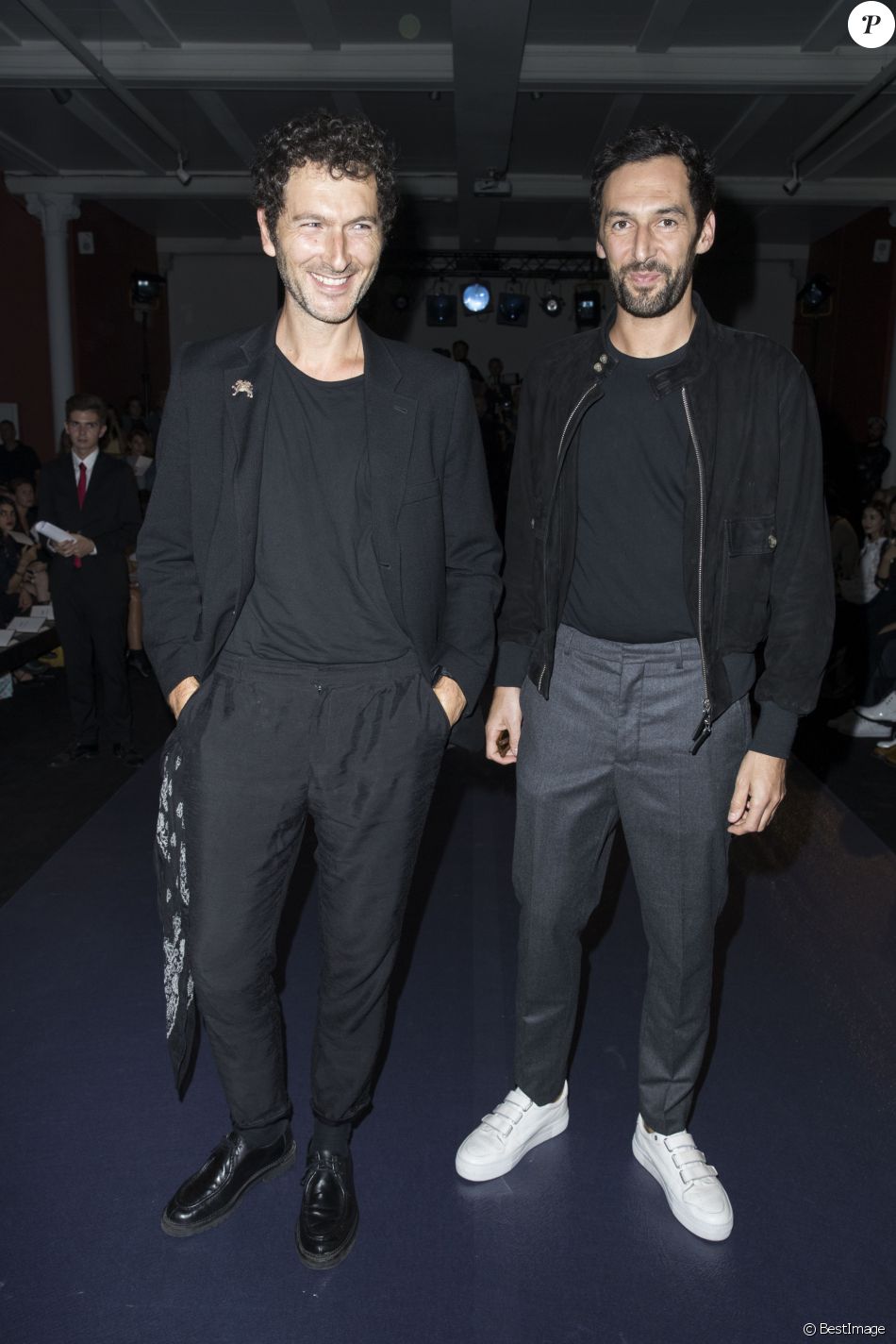 Le duo AaRON, Simon Buret et Olivier Coursier - Défilé Alexis Mabille ...