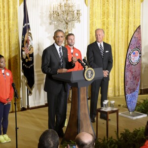 Barack Obama, Simone Biles, Michelle Obama et le vice-président Joe Biden, le 29 septembre à la Maison Blanche.