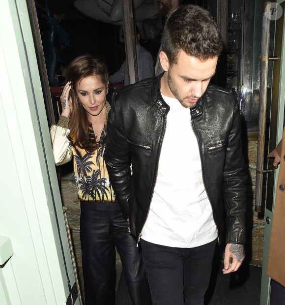 Cheryl Cole à la sortie du restaurant Sexy Fish avec son petit-ami Liam Payne à Londres, le 12 avril 2016.
