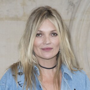 Kate Moss - People au défilé de mode "Christian Dior", collection prêt-à-porter Printemps-Eté 2017 à Paris, le 30 septembre 2016.