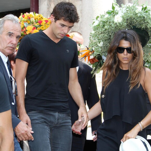 Karine Ferri et Yoann Gourcuff - A Cannes, les sportifs rendent un dernier hommage à Tiburce Garou le 10 juillet 2015.