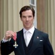 Benedict Cumberbatch a reçu la médaille de l'Ordre de l'Empire britannique, au palais de Buckingham à Londres. Le 10 novembre 2015