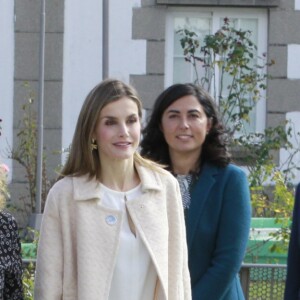 La reine Letizia d'Espagne inaugurait l'année 2016-2017 de formation professionnelle à l'occasion d'une visite à l'institut "San Rosendo" à Mondonedo le 4 octobre 2016.