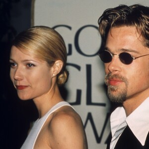 Brad Pitt et Gwyneth Paltrow à la 53e cérémonie des Golden Globes qui s'est déroulée le 21 janvier 1996 à Los Angeles.
