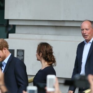 Le prince William, Kate Middleton et le prince Harry ont pris part à des rencontres au County Hall de Londres et au London Eye dans le cadre de la Journée mondiale de la santé mentale le 10 octobre 2016.