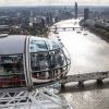 Le duc et la duchesse de Cambridge et le prince Harry ont pu faire un tour en haut du London Eye, la grande roue de Londres, le 10 octobre 2016 à l'occasion de leurs engagements officiels lors de la Journée mondiale de la santé mentale. © Doug Peters/PA Wire/ABACAPRESS.COM