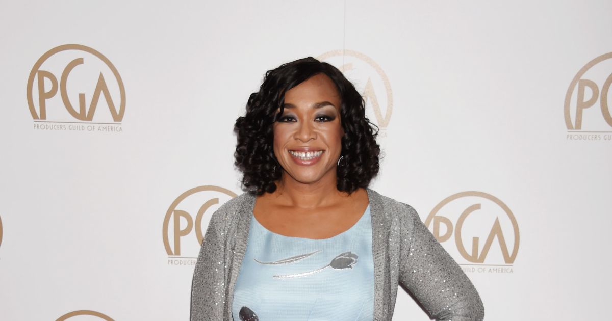 Shonda Rhimes Lors Des 27Th Annual Producers Guild Awards À Century ...