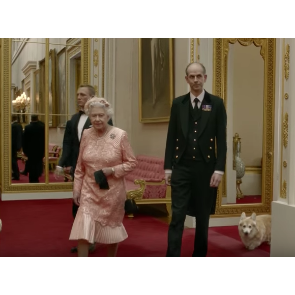 Les corgis de la reine Elizabeth II faisaient de la figuration dans le court métrage dont elle était la star avec le James Bond Daniel Craig en ouverture des JO de Londres 2012.