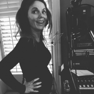 Geri Halliwell enceinte de son deuxième enfant et de retour en studio. Photo publiée sur Instagram, le 12 octobre 2016