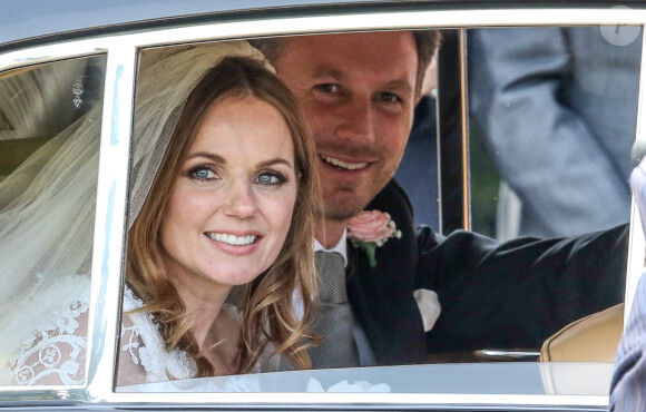 Mariage de Geri Halliwell et Christian Horner en l'église de Woburn le 15 mai 2015