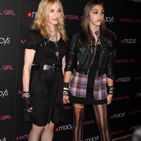 Madonna et sa fille Lourdes à la présentation de la collection Material Girl au Macy de New-York le 22 septembre 2010.