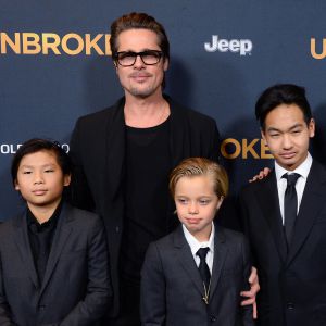 Brad Pitt, Maddox Jolie-Pitt, Pax Jolie-Pitt et Shiloh Jolie-Pitt à la première du film "Unbroken" à Hollywood, le 15 décembre 2014