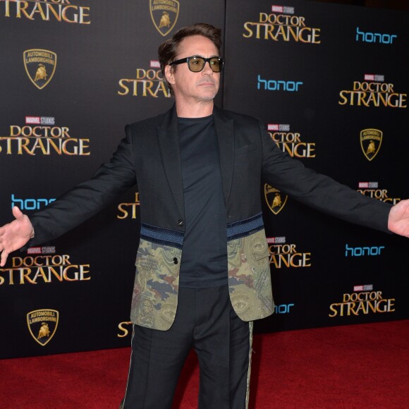Robert Downey Jr. à la première du film "Doctor Strange" au cinéma El Capitan Theatre à Los Angeles, le 20 octobre 2016