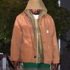 Kanye West quitte son appartement de New York City, New York, Etats-Unis, le 4 octobre 2016
