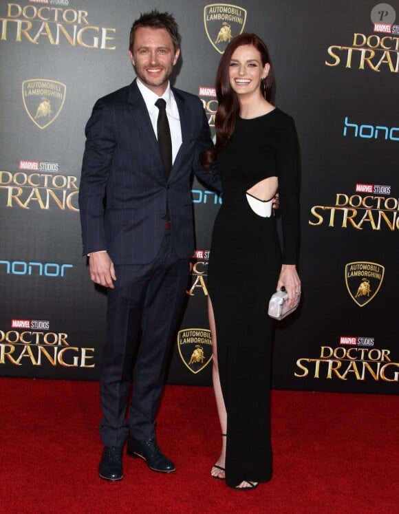 Chris Hardwick et sa femme Lydia Hearst à la première de Doctor Strange au théâtre El Capitan à Hollywood, le 20 octobre 2016
