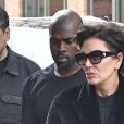 Kris Jenner arrive à l'appartement de sa fille Kim Kardashian à New York le 3 octobre 2016.