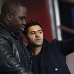 Jamel Debbouze au match de Ligue 1 entre le PSG et l'Olympique de Marseille à Paris le 23 octobre 2016. © Cyril Moreau/Bestimage