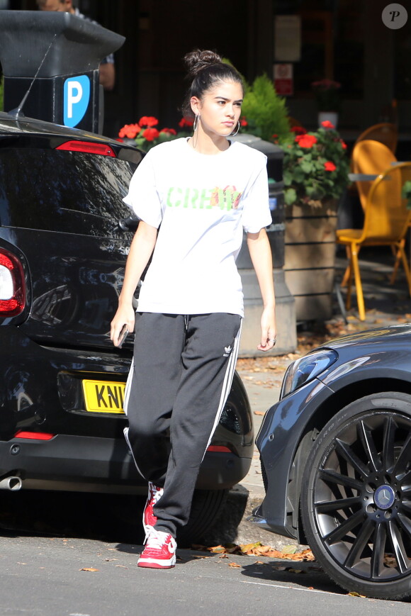Brooklyn Beckham et Kim Turnbull sont allés déjeuner à Londres, le 4 octobre 2016.