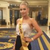 Arna Ýr Jónsdóttir, Miss Islande 2015, devait participer au concours de beauté Miss Grand International, qui se tient mardi 25 octobre 2016 à Las Vegas. Jugée trop grosse par certains organisateurs, la jeune femme de 20 ans a préféré quitter le concours.