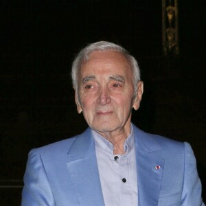 Charles Aznavour reçoit une étoile d'honneur de la communauté arménienne à Hollywood, Los Angeles, le 27 octobre 2016.