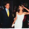 Liz Hurley et Hugh Grant - Avant-première du film Austin Powers à Los Angeles en 1997