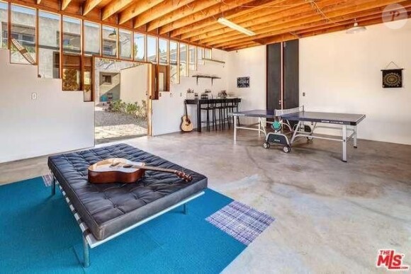 Tobey Maguire et sa femme se séparent de leur maison de Santa Monica pour 2,9 millions de dollars.